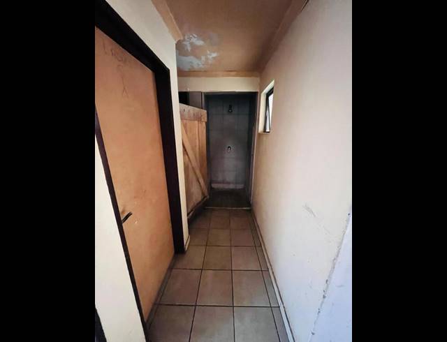 BUSINESS FOR SALE IN RONDEBULT